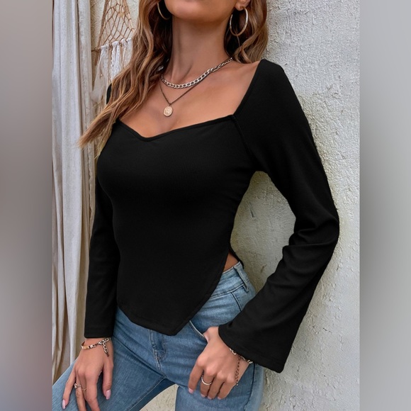 Slit Sweetheart Neck Flare Sleeve T-Shirt - Picture 6 of 15